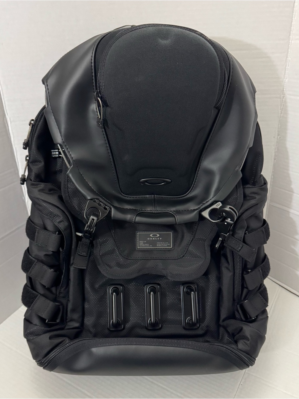 Oakley Men's Kitchen Sink Backpack One Size - Stealthblack Authentic 100% NEW